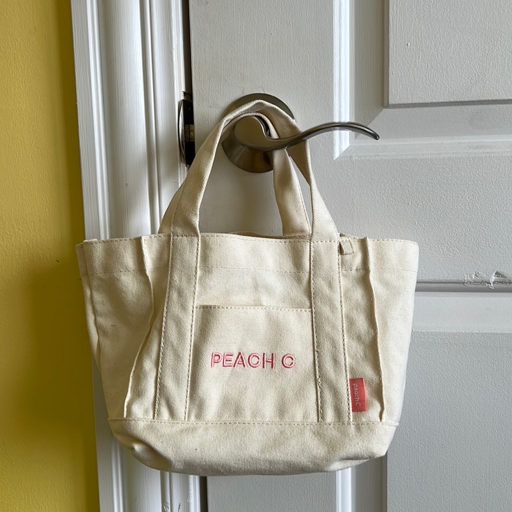 Cute peach mini bag 😍